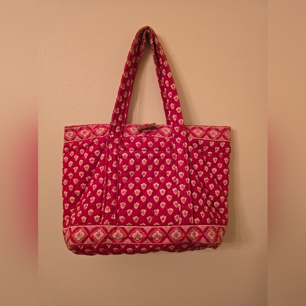 Vera Bradley Retired Pattern Purse, Mesa Red Bandana